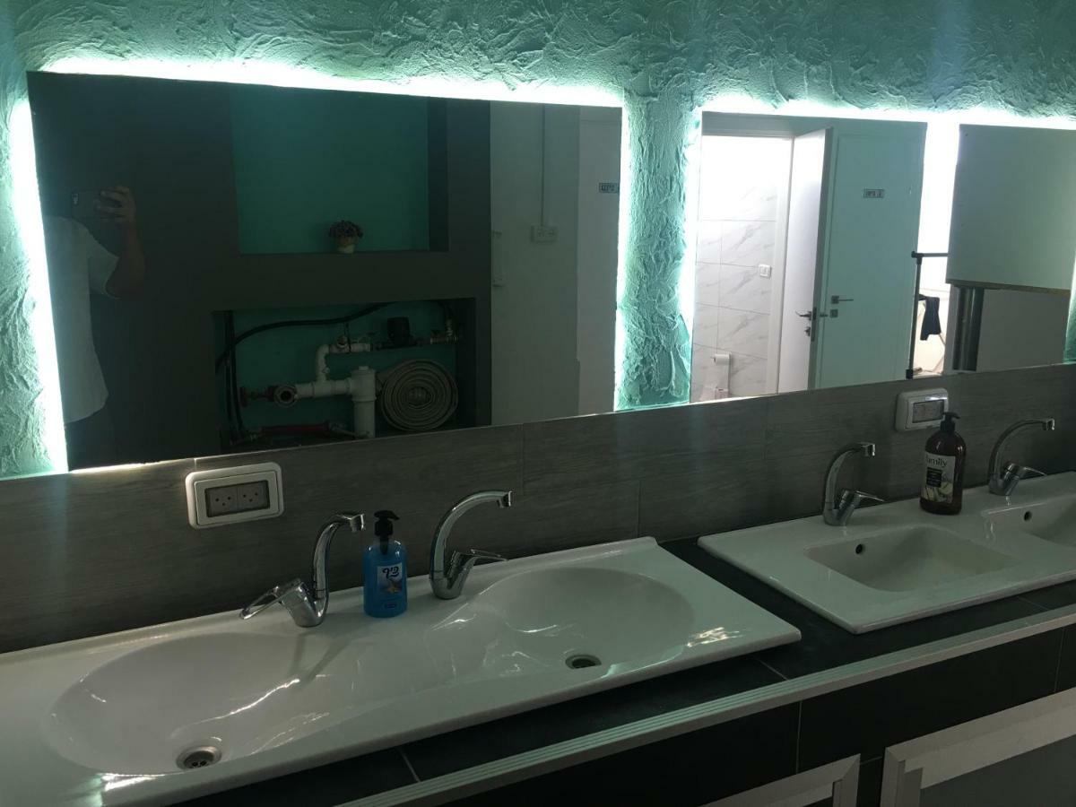 Mevaser - Christian Hostel Rishon Leziyyon Luaran gambar